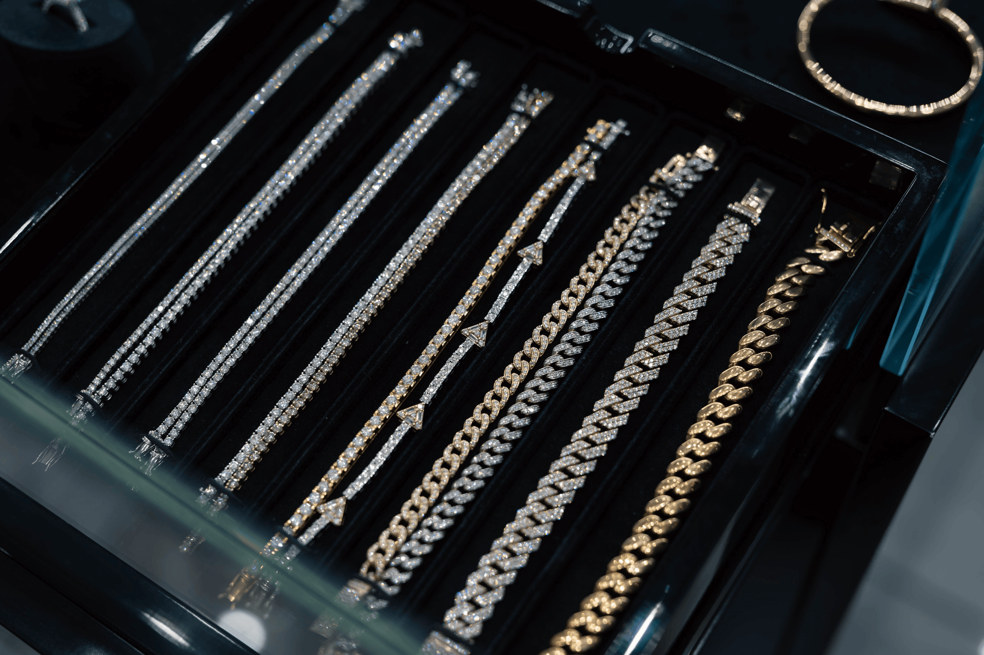 Bangles - Precise Jewellers