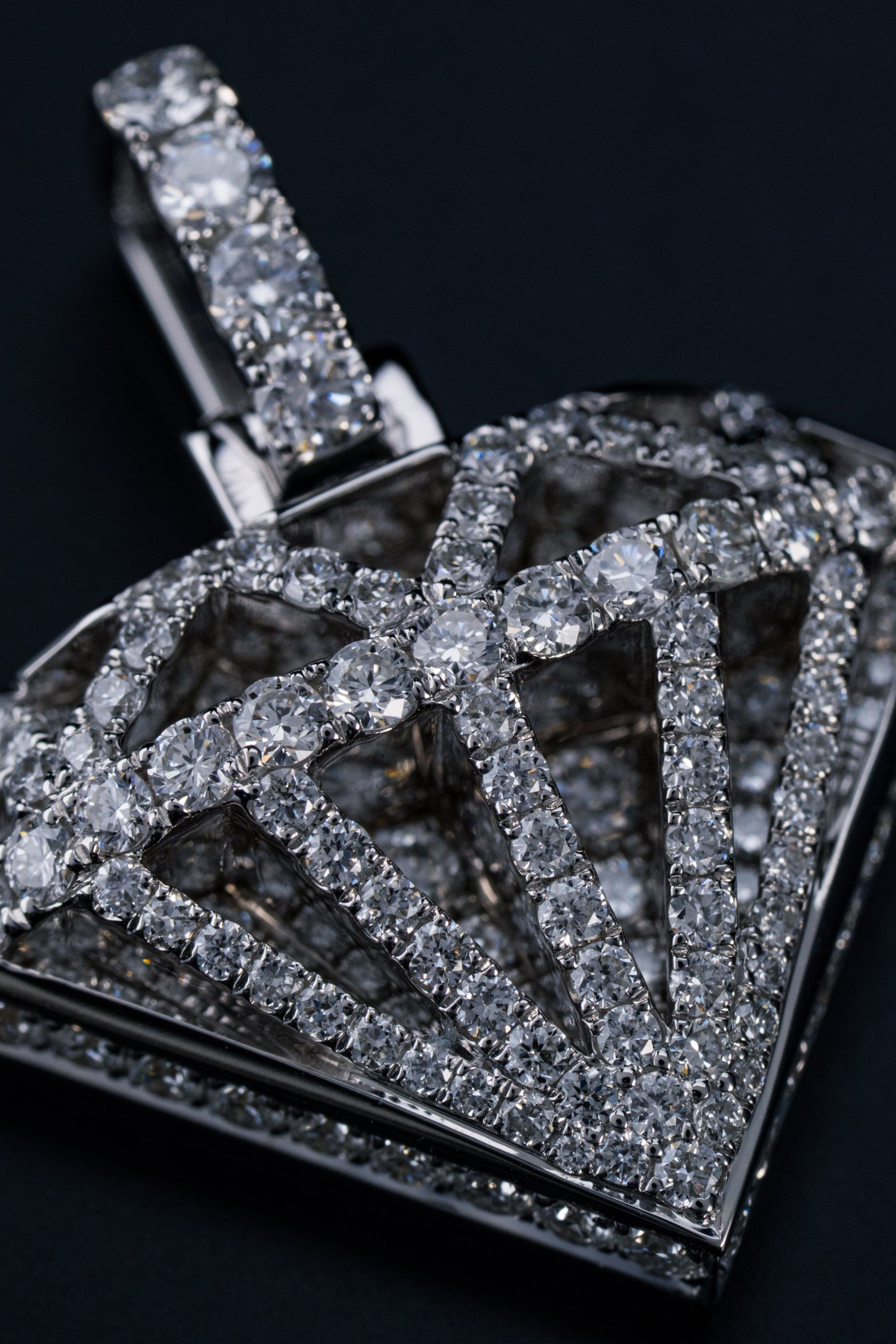 PRECISE DIAMOND PENDANT - WHITE GOLD - Precise Jewellers